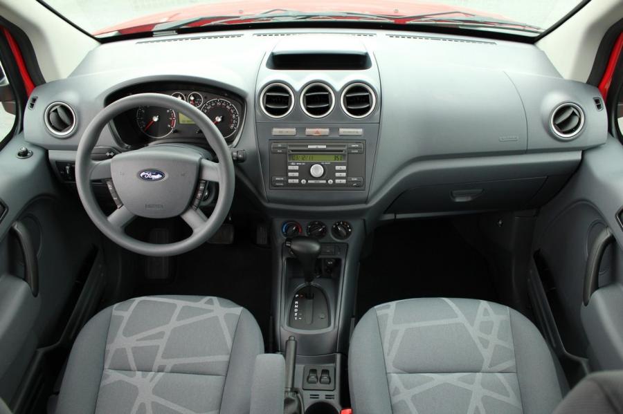  Ford Transit Connect XLT 2011 года  (фото 45 из 66)